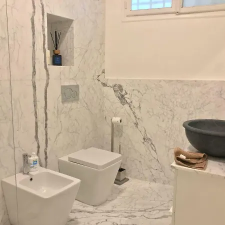 Centre Apartment *